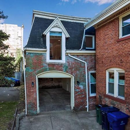 Carriage House Loft - King Bed And Garage Parking Apartment Buffalo Luaran gambar